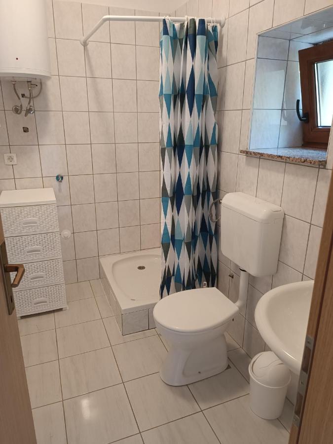 Valentino Appartement Senj  Buitenkant foto