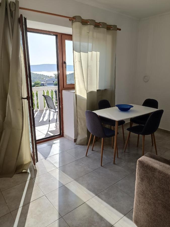 Valentino Appartement Senj  Buitenkant foto