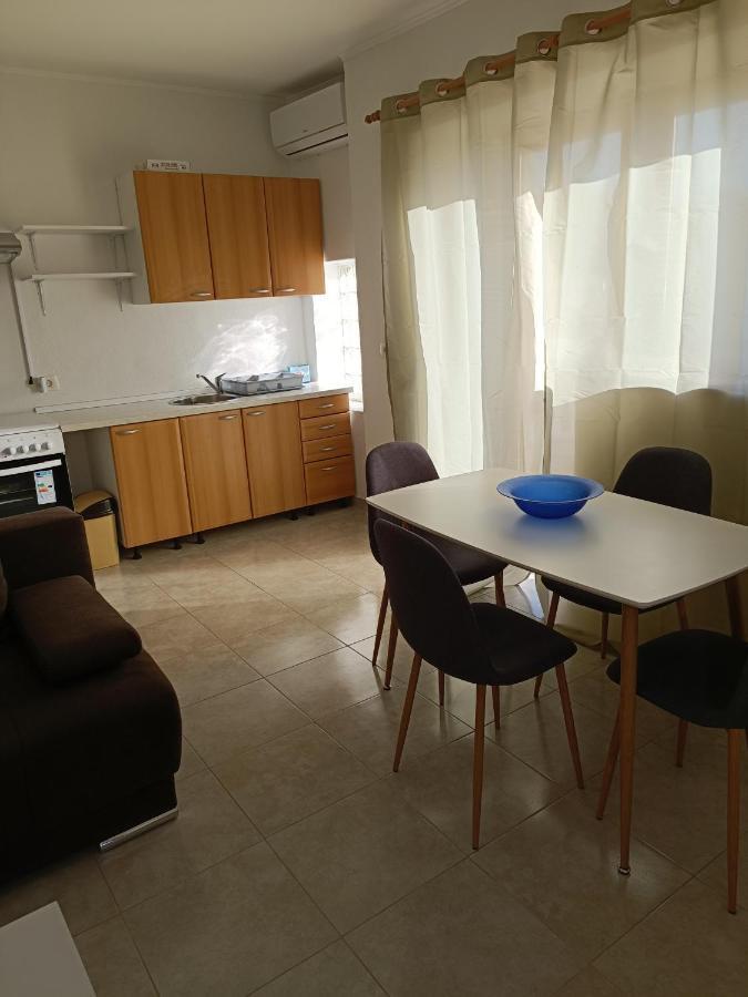 Valentino Appartement Senj  Buitenkant foto