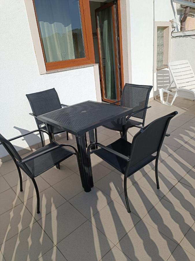 Valentino Appartement Senj  Buitenkant foto