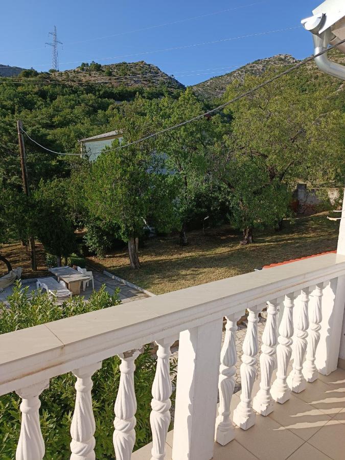 Valentino Appartement Senj  Buitenkant foto