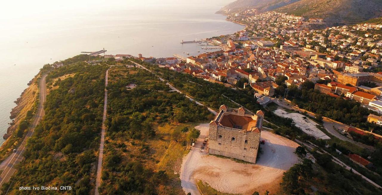 Valentino Appartement Senj  Buitenkant foto